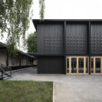Kunstraum Kassel mit schwarzer Holzfassade