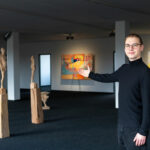 Finn Schorlau verwandelt Leerstand in Ausstellungsflächen für Künstler.