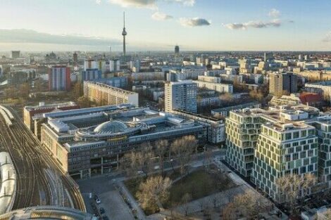 Berlin: Warenhaus wird zu Bürogebäude