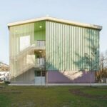 Beim Neubau der Grundschule im kirchlichen Zentrum München-Haidhausen stimmen pädagogische Idee und Architektur überein.